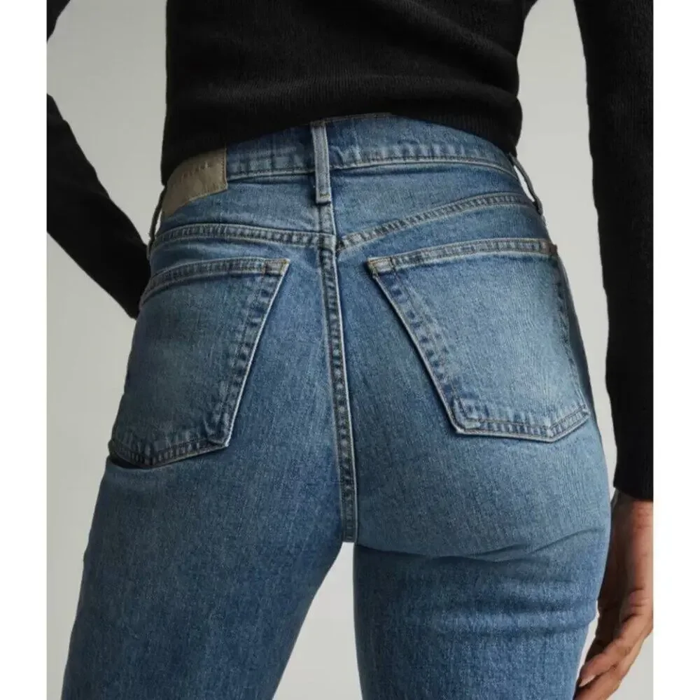 Everlane step into